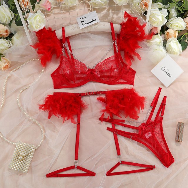 Sexy Set with Red Feathers